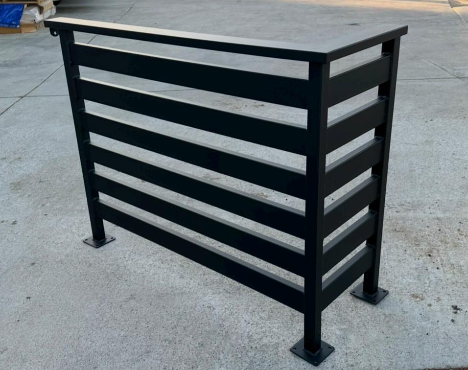 Modern Horizontal Slate Metal Panel Fence