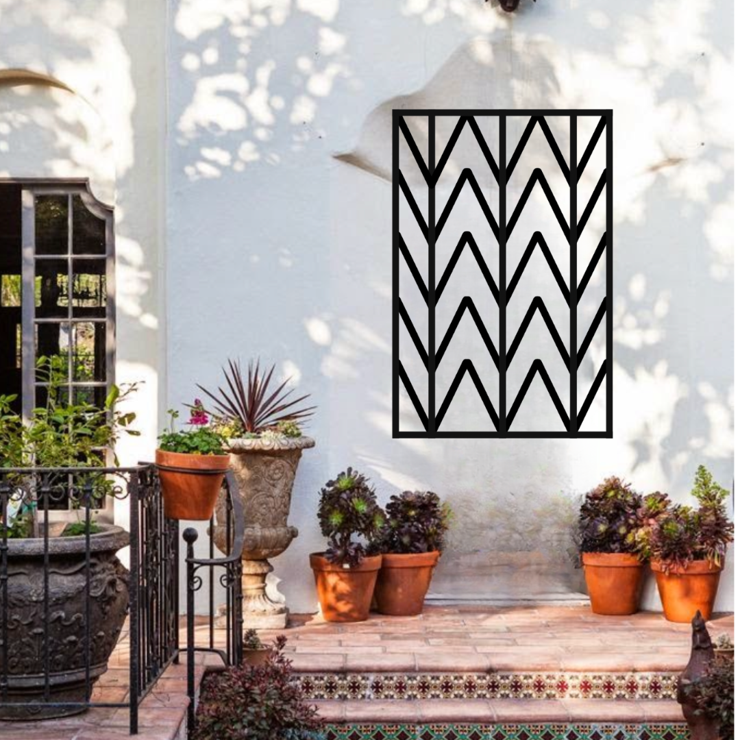 Pacific Palm Fanned Wall Hanging Trellis