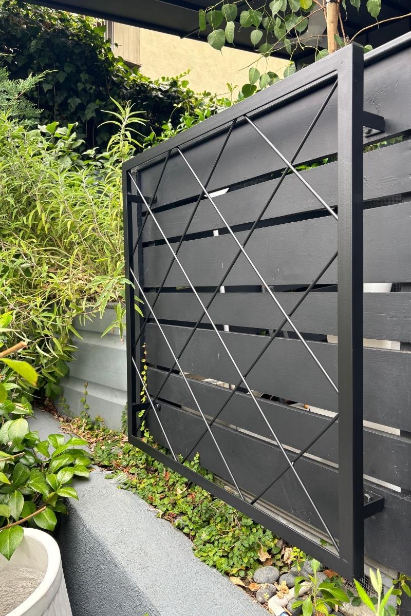 metal plant trellis Heavy Gauge Diamond Trellis, Wall Mounted Metal Custom Diamond Trellises, Architectural Metal Garden Trellis For Plants, 3x3