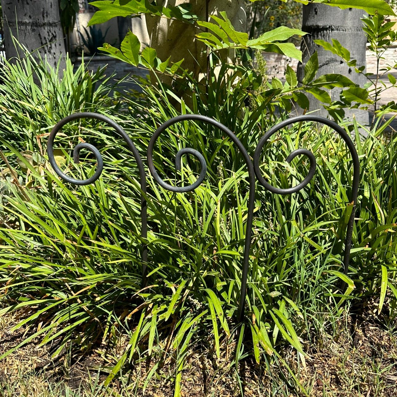 scroll stakes garden edging