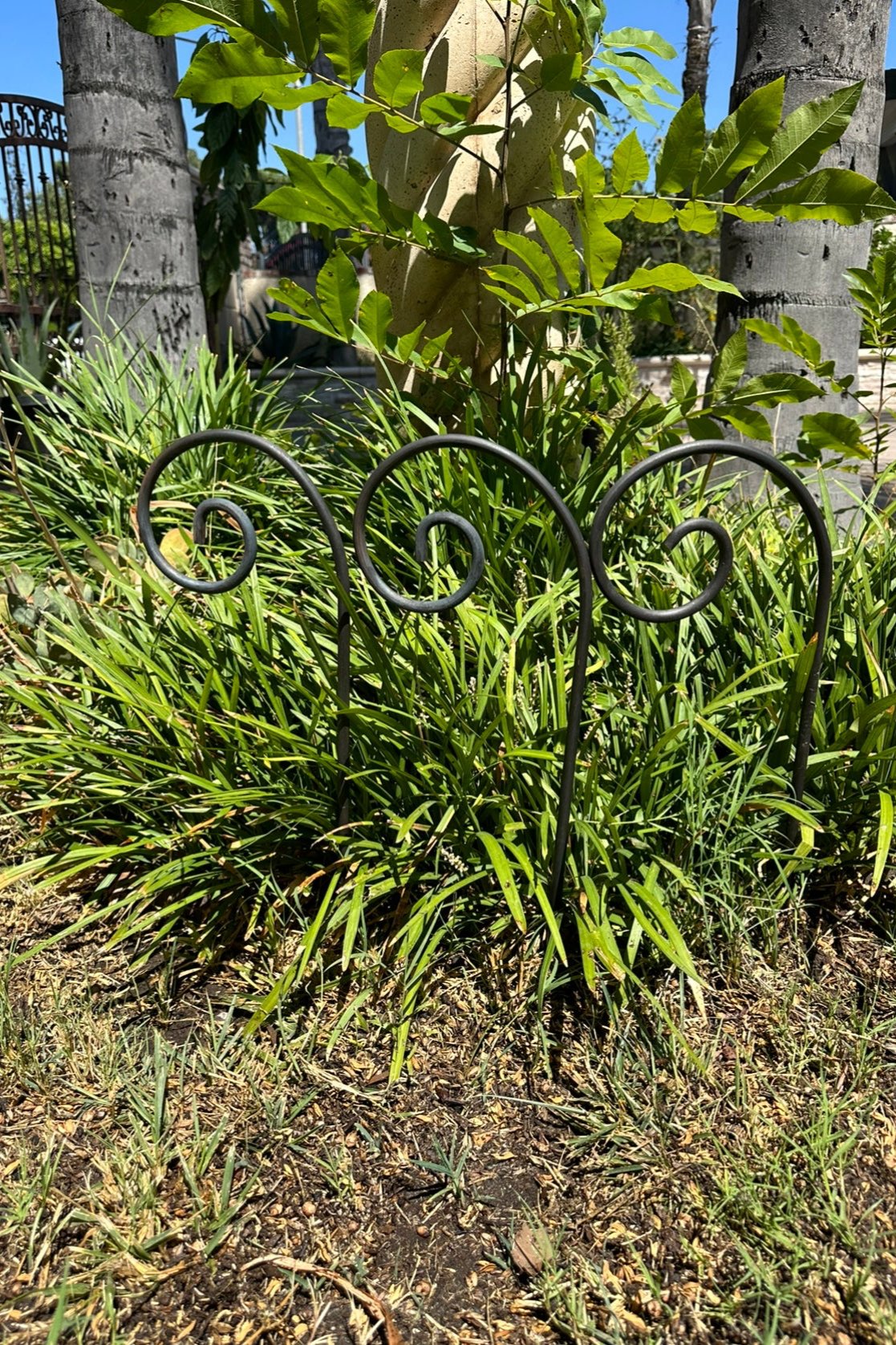 Snail Scroll Garden Edging Metal Stakes