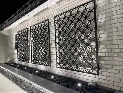 Mosaic Circular Custom Size Trellis - Wall Mounted