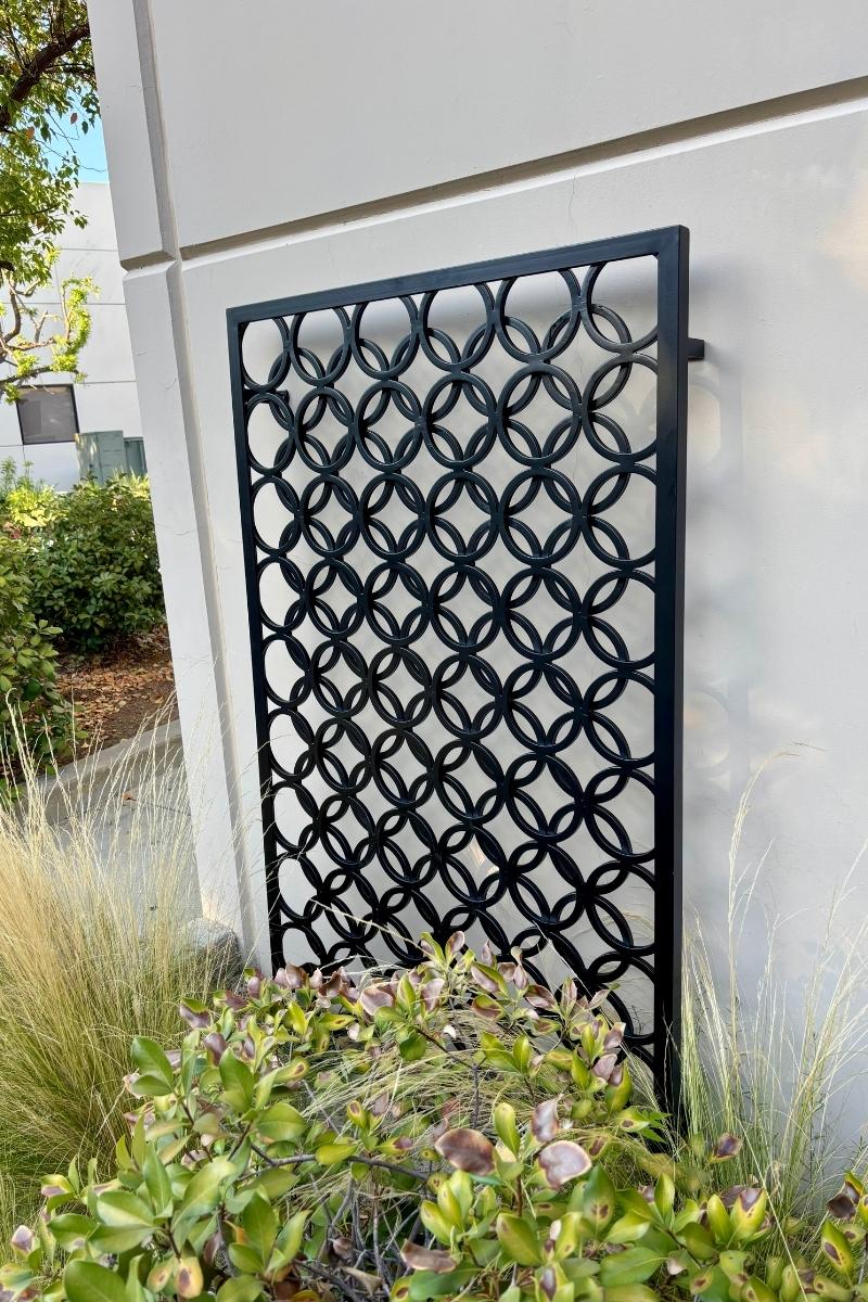 circular plant trellis Mosaic Circular Custom Size Trellis Fence Circular Grid Metal Room Divider, 5x3