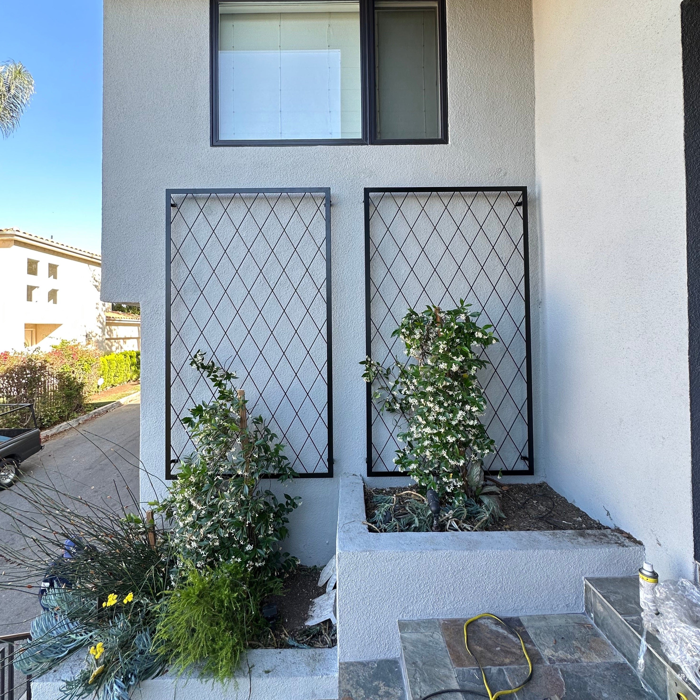 stunning planter trellis in black finish