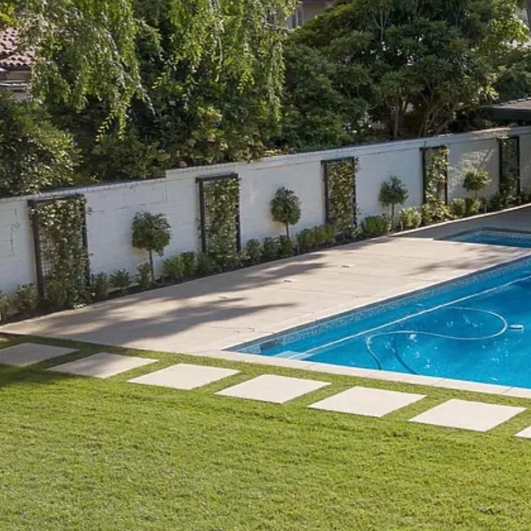 pool with trellises